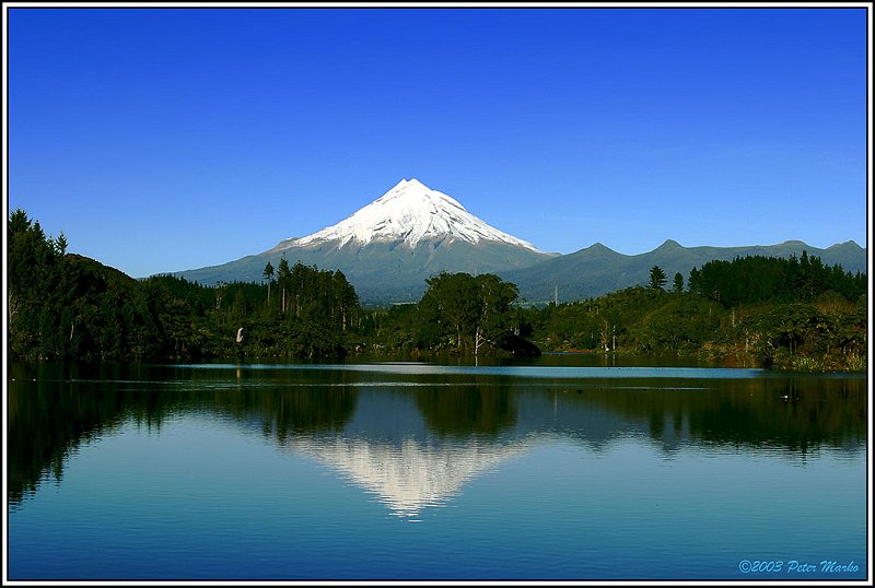 Taranaki from lake Horiz.jpg - Mt. Taranaki, view from Lake Mangamahoe, Taranaki, New Zealand